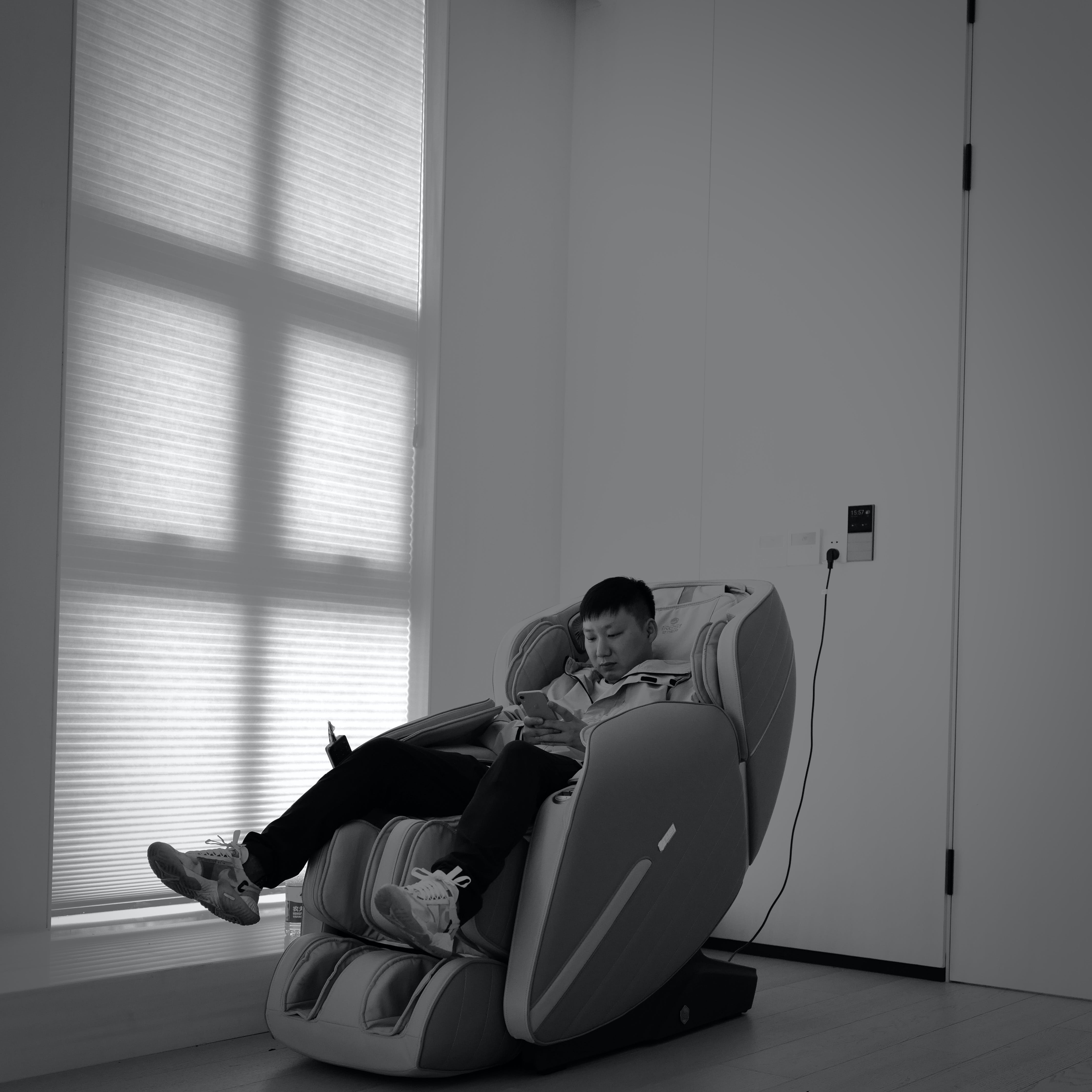 The Modern Back and Osaki Unleash the Many Benefits of Massage Chairs