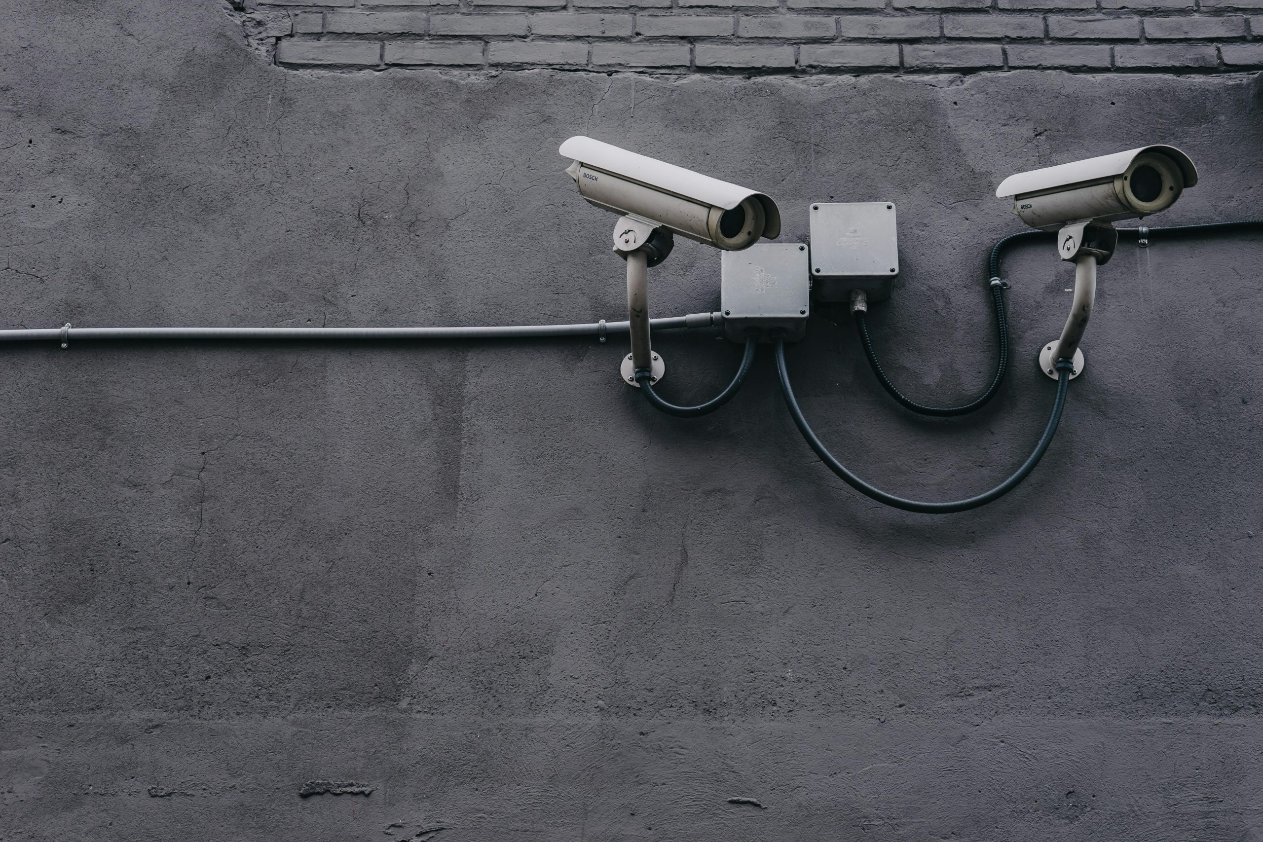 Analog VS Digital Security Cameras: What Is the Best Solution for Homeowners? 
