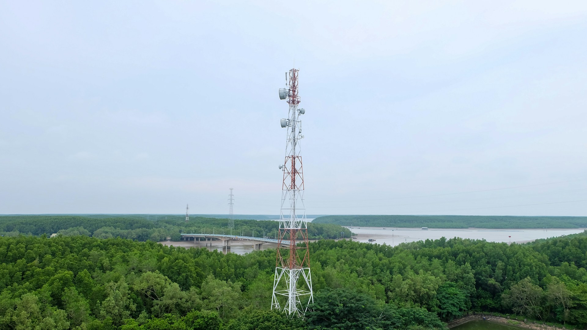 toan-le-EjrpBqKKwDQ-unsplash